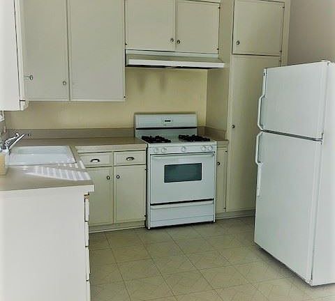 4th image of 25259 Taylor St APT A