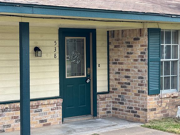 2nd image of 538 Karen Dr