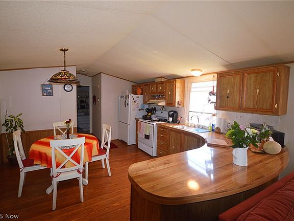 3rd image of 34 Flagler Dr