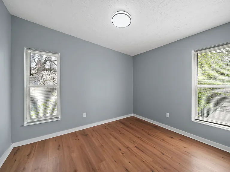 818 Eureka St #818.5 — Photo 8