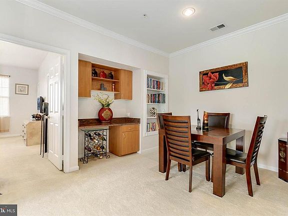 5th image of 19607 Galway Bay Cir APT 301