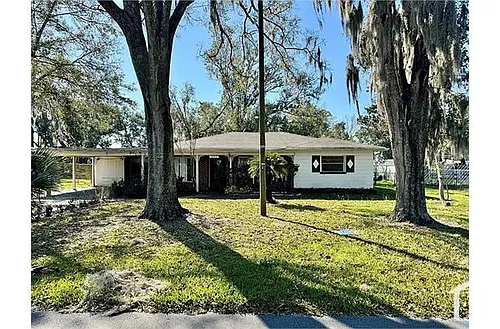 1403 Oakdale St Photo 1