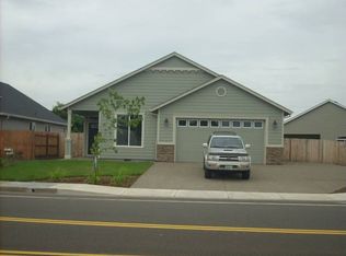 1995 Hardcastle Ave, Woodburn, OR 97071