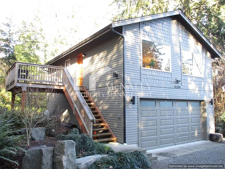 4208 Forest Beach Dr NW — Photo 1