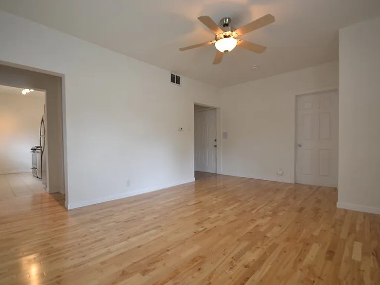555 S Locust St #3 — Photo 4