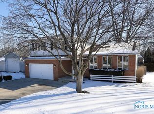 1137 Brookside Dr, Findlay, OH 45840