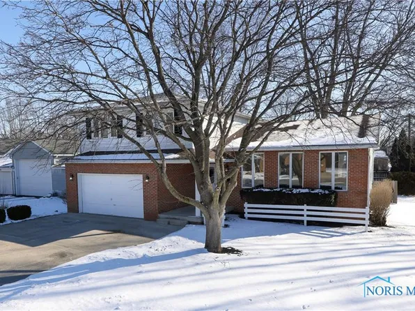 1137 Brookside Dr, Findlay, OH 45840