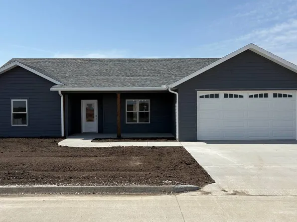 1102 S 30th St, Bethany, MO 64424