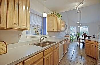 5th image of 2508 Windchase Dr