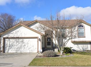 1719 N Harmony Ln, Greenacres, WA 99016