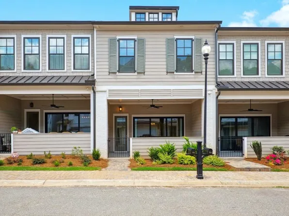 704 Stickley Oak Way, Woodstock, GA 30189