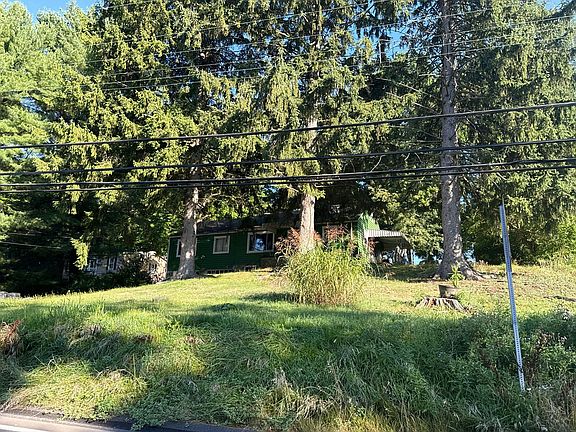 2nd image of 274 Spring Run Rd