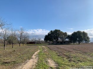 5245 Odaniel Rd, Seguin, TX 78155