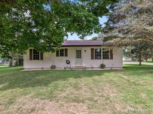 629 Madison St, Bellevue, MI 49021