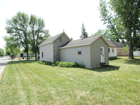 315 19th St N, Benson, MN 56215