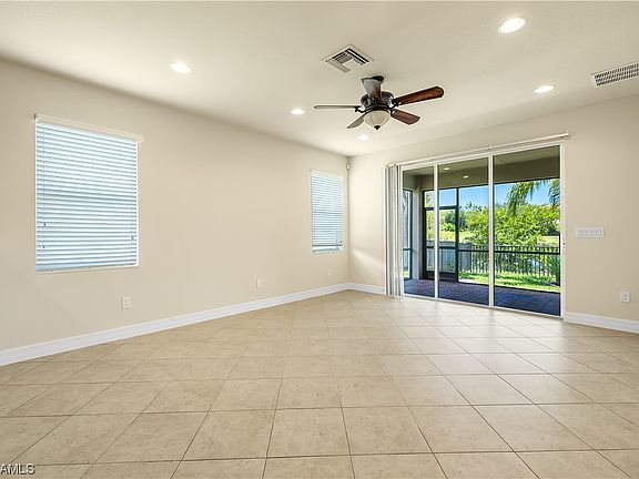 3rd image of 10490 Spruce Pine Ct