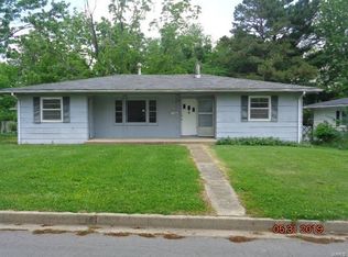 26 Hawthorne Rd, Rolla, MO 65401
