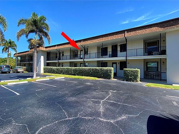 3rd image of 4145 Silver Palm Dr #12