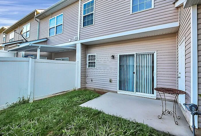 3558 Calpella Ct — Photo 4