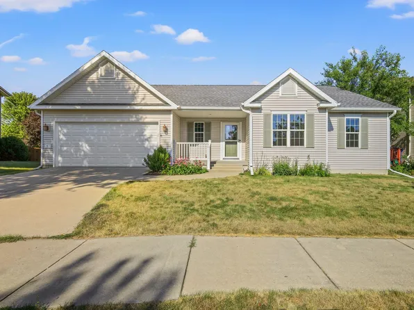 7 Half Moon Ct, Madison, WI 53718