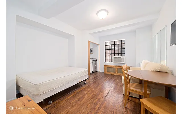 Rented by Douglas Elliman | media 13