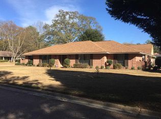 6028 Brenner Dr, Jackson, MS 39211