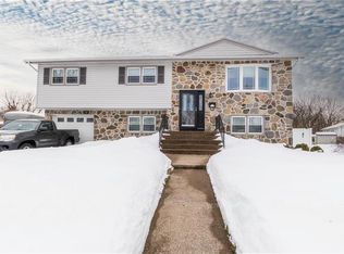 1969 Kensington Rd, Bethlehem, PA 18018