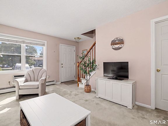 4th image of 210 Brentwood Drive #210