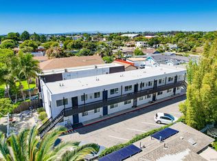 3366 Roosevelt St, Carlsbad, CA 92008