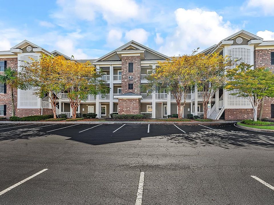 1st image of 4865 Magnolia Pointe #201