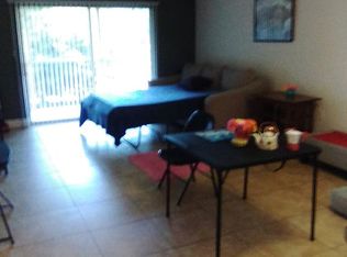 4141 16th St APT 1-9, Vero Beach, FL 32960