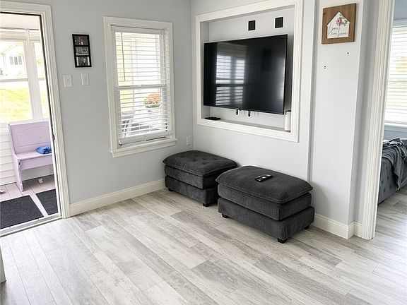3rd image of 312 74th St