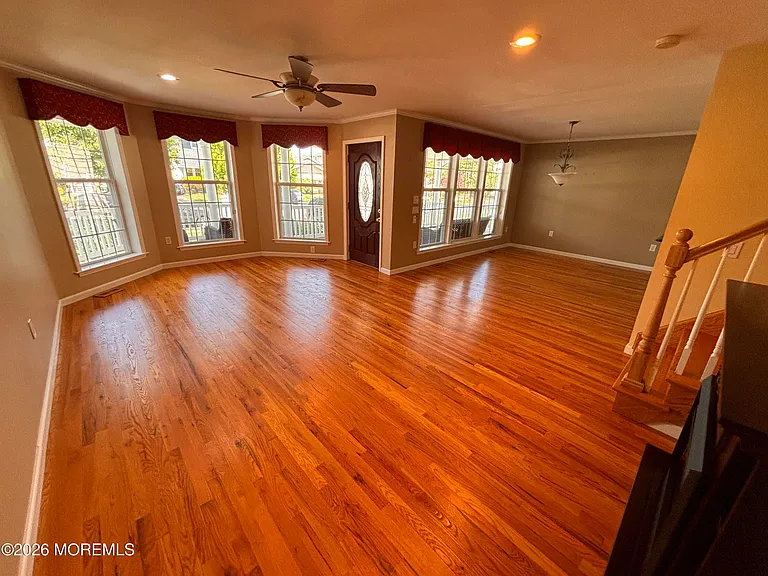 513 Evergreen Ave — Photo 13