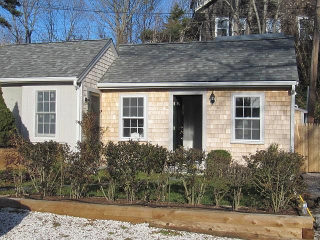1st image of 9 Youngs Court #9