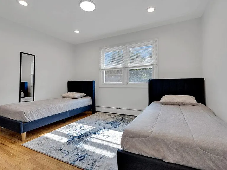 459 Norwood Ave — Photo 28