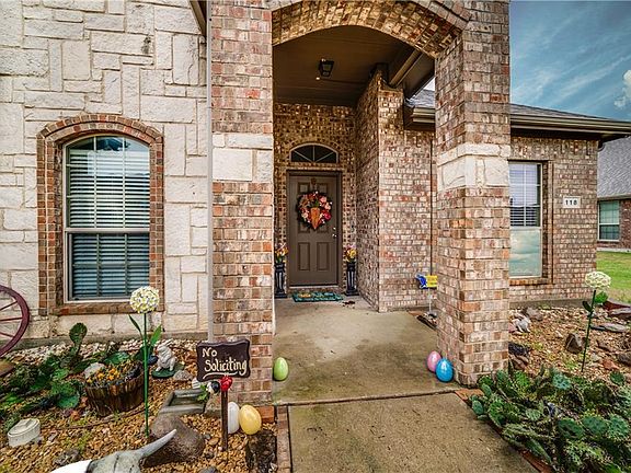 3rd image of 118 Althea Dr
