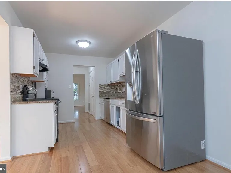 6120 Old Brentford Ct — Photo 35