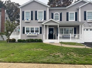 17 Northgate Rd, Massapequa Park, NY 11762