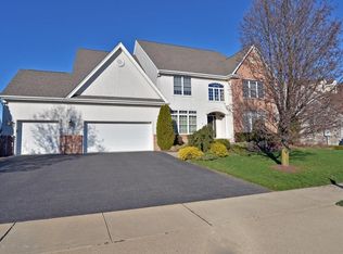 3 Cornwallis Ct, Manalapan, NJ 07726