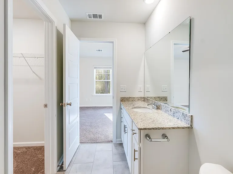 107 Blandford Villas Dr — Photo 17