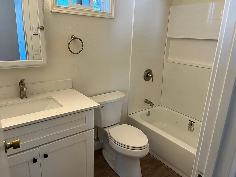 4-610 Moses Ln S #3 — Photo 11