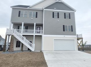 157 Big Hammock Point Rd, Sneads Ferry, NC 28460