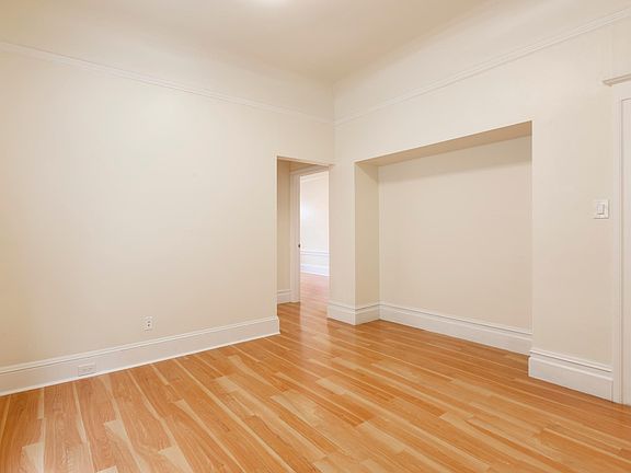 5th image of 123 Clement St