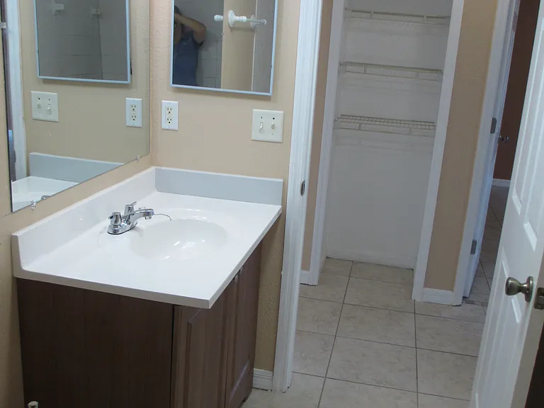 800 N Fiske Blvd #103 — Photo 9