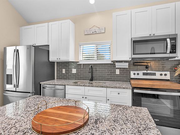 4th image of 286 Westchase #286