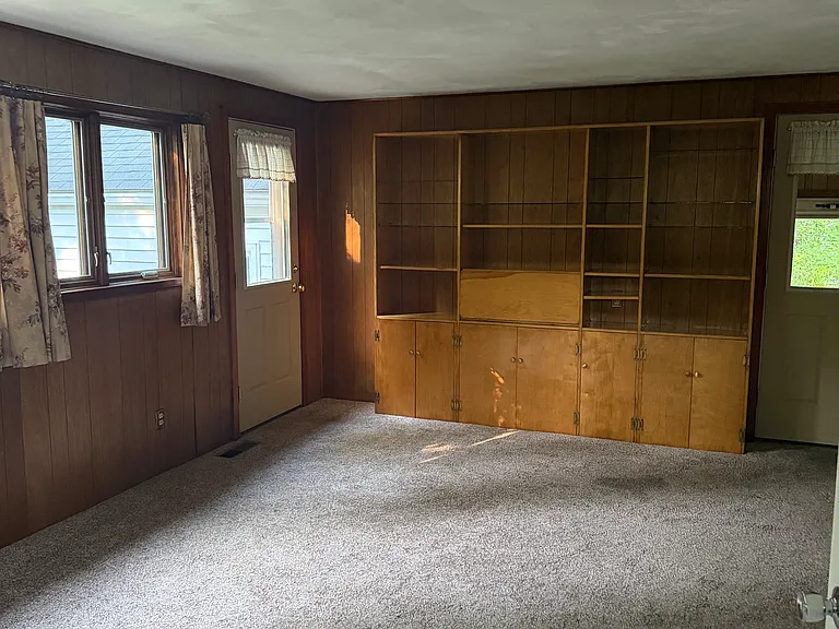12 Sherrill Ln — Photo 7