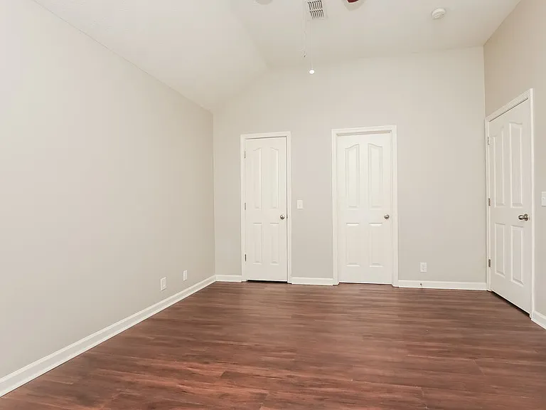 8632 Lawson Dr — Photo 10