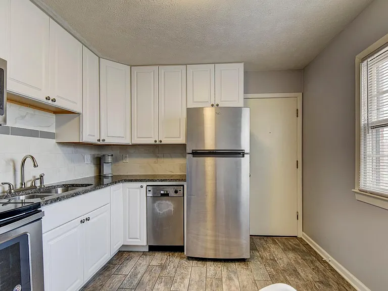 3005 S 108th St #2 — Photo 5