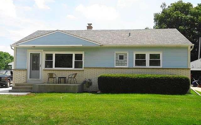1st image of 3551 E Waterford Ave