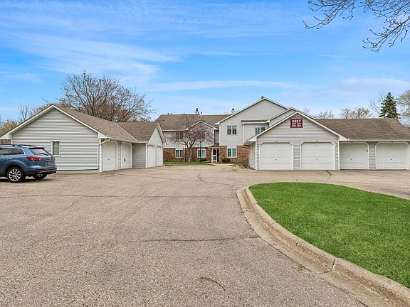 3rd image of 3557 Blue Jay Way APT 202